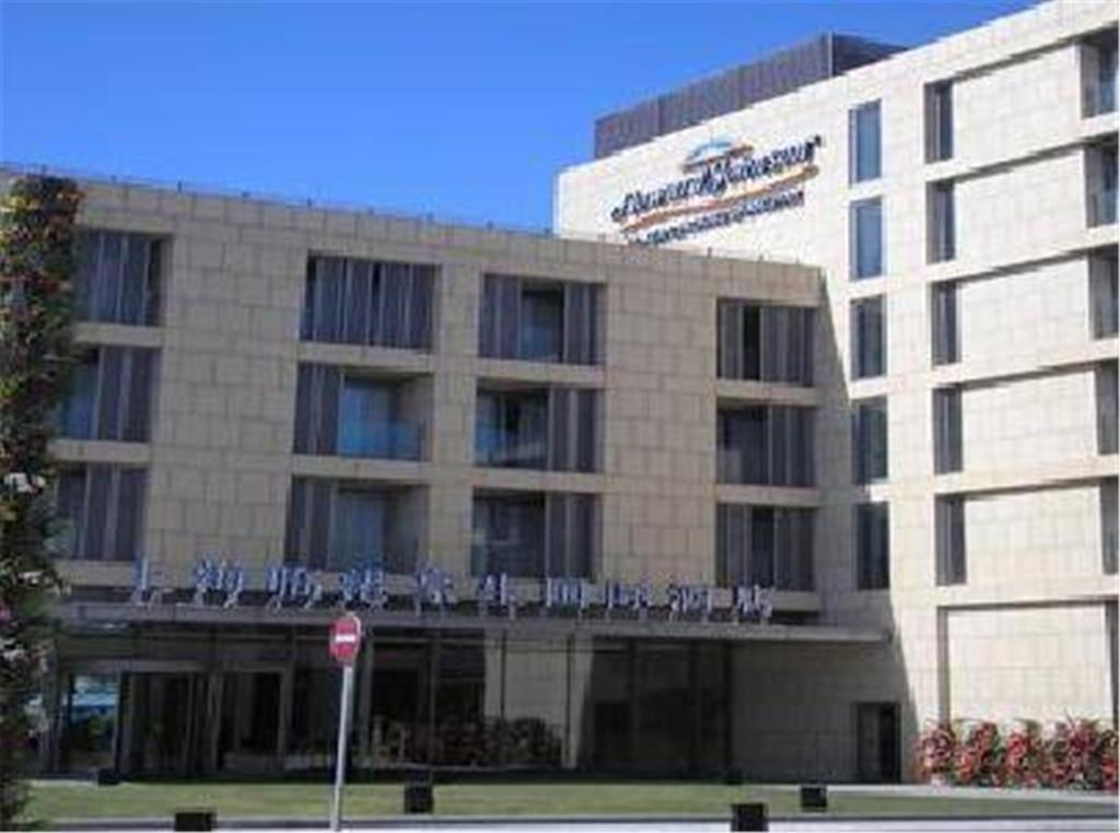 Howard Johnson Plaza Lingang Shanghai Nanhui Eksteriør bilde