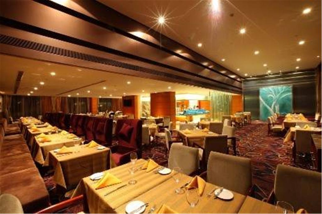 Howard Johnson Plaza Lingang Shanghai Nanhui Eksteriør bilde