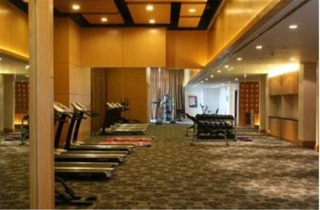 Howard Johnson Plaza Lingang Shanghai Nanhui Eksteriør bilde