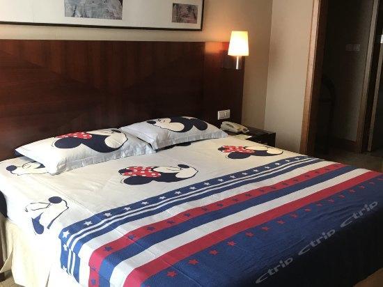 Howard Johnson Plaza Lingang Shanghai Nanhui Eksteriør bilde